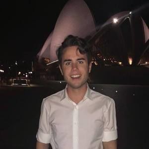 Meet your Posher, Alex